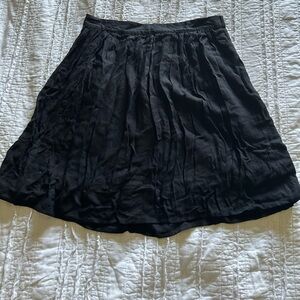 Black ON Skirt
